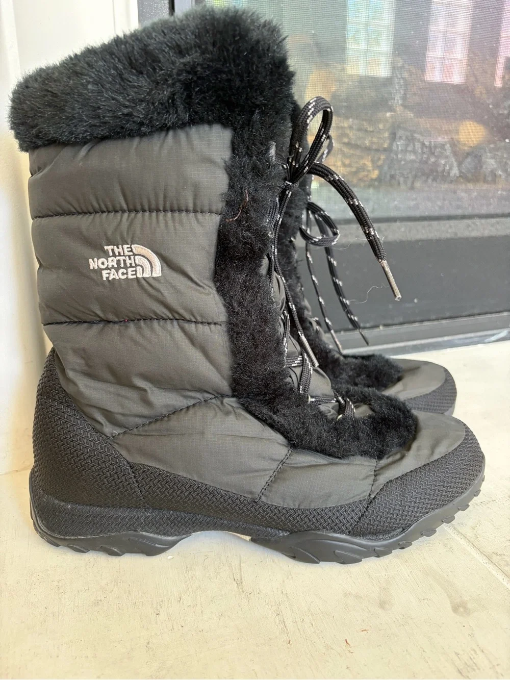 The North Face Women’s Nuptse Goose Down Winter Boots Black Size 8.5